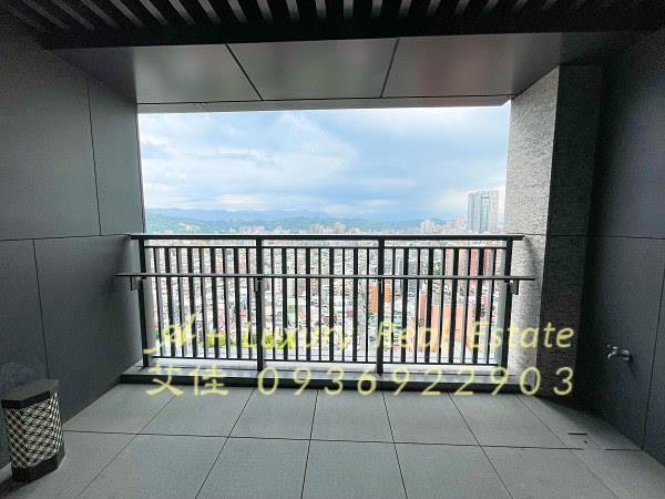 首泰信義