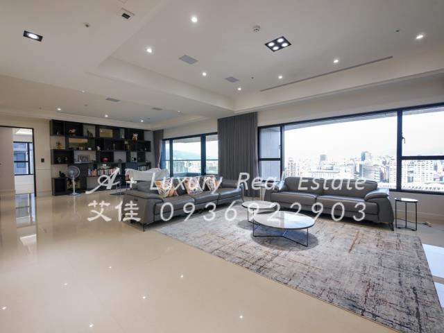 華固名鑄