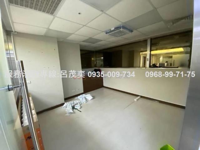 信義區大樓-11