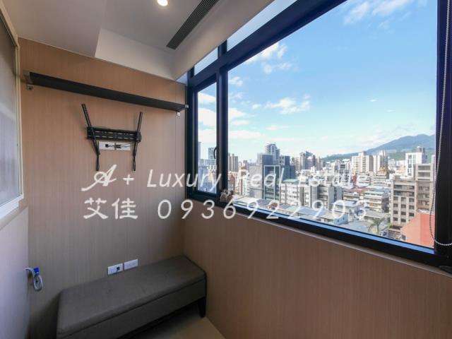 天母極品