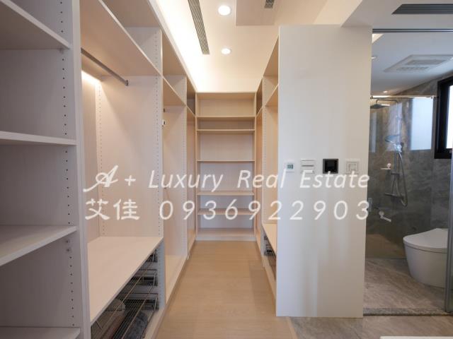 天母極品